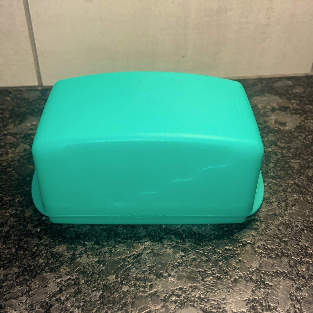 Vintage green butter dish with lid from Tupperware. Great condition for age MCM
